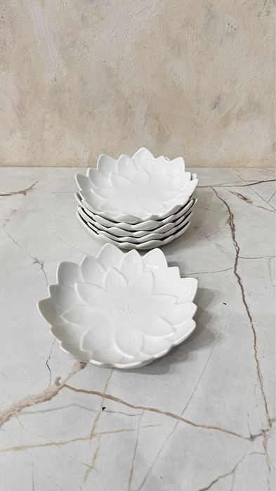 Тарелки для салата и нарезки