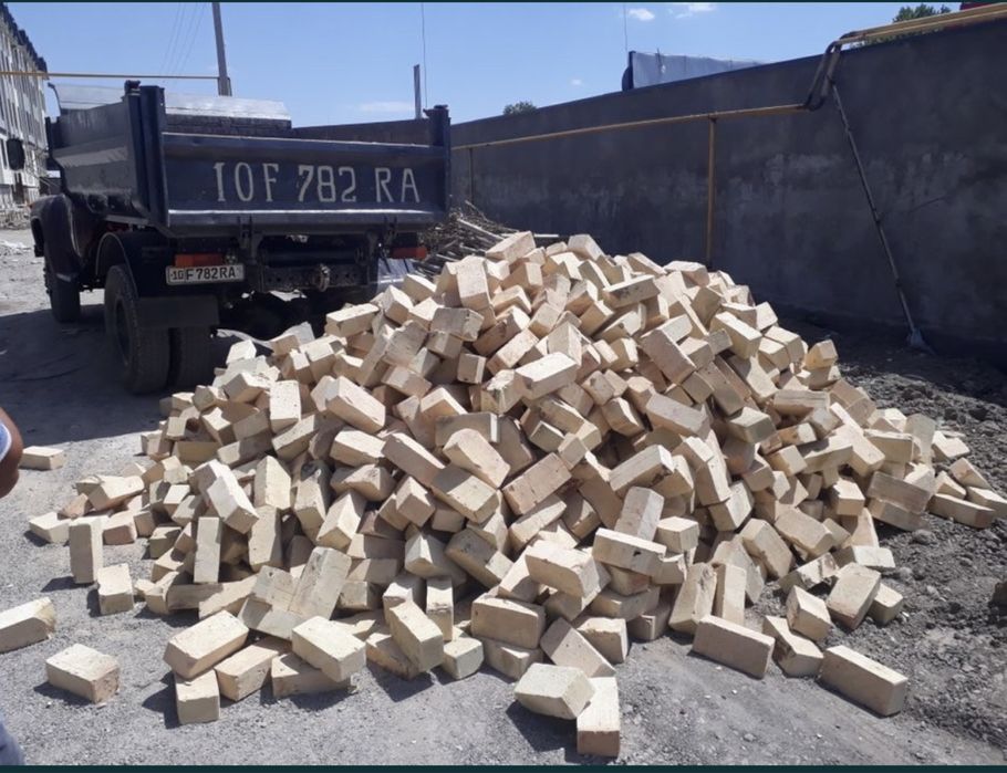 Пишган гишт ва хом гишт йетказиб берамиз