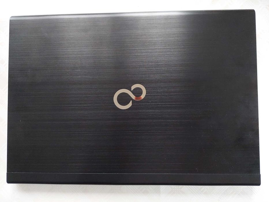 Fujitsu Lifebook U554