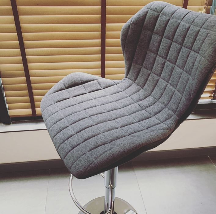 Бар стол New York с две години гаранция и безплатна доставка до офис