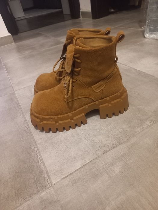 Bocanci dama, talpa inalta, marimea 39