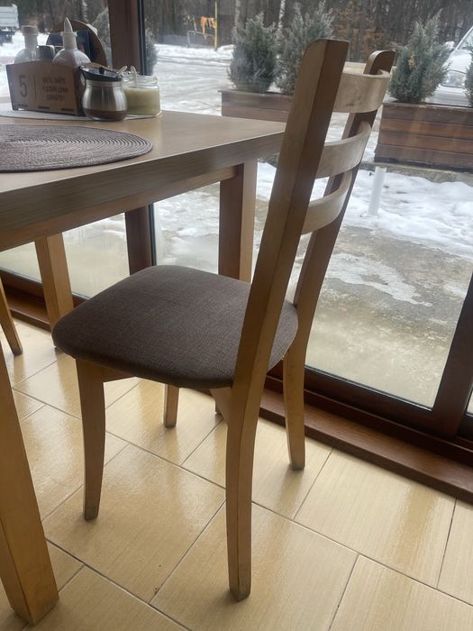 Стол / столове за кухня