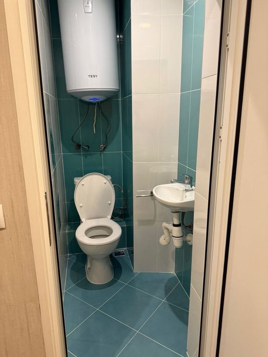 Дава се под наем Тристаен апартамент в Варна, Център - 75 кв.м за 408 € - Снимка #6