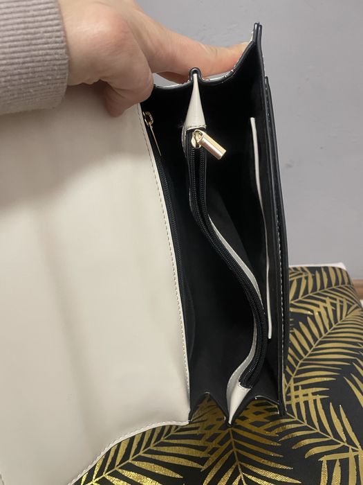 Светлобежова чантичка 25/19 см