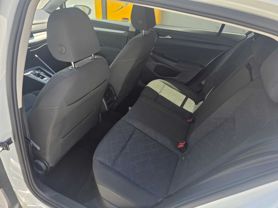 VW Golf 8 | 2.0 TDI DSG LED Digital Cockpit