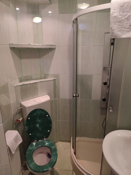 Casă de închiriat în zonă centrală