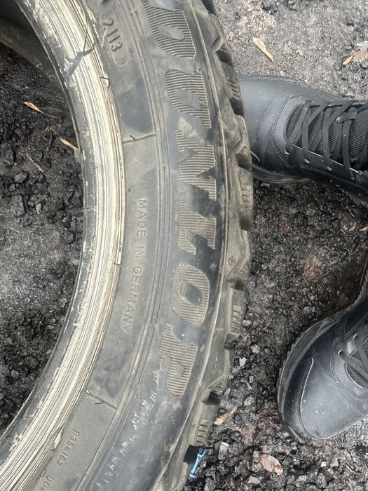 Продам шины 225/50/17