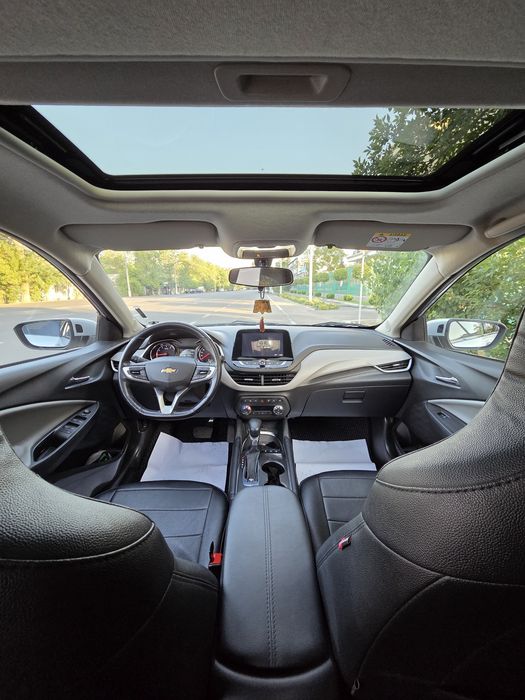 Chevrolet Onix premier plus
