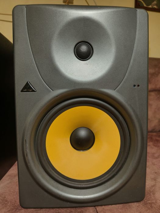 Monitoare studio behringer