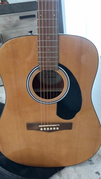Chitara acustica Fender FA-115 nefolosita