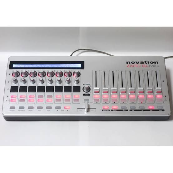 MIDI Контроллер Novation zero sl mkII