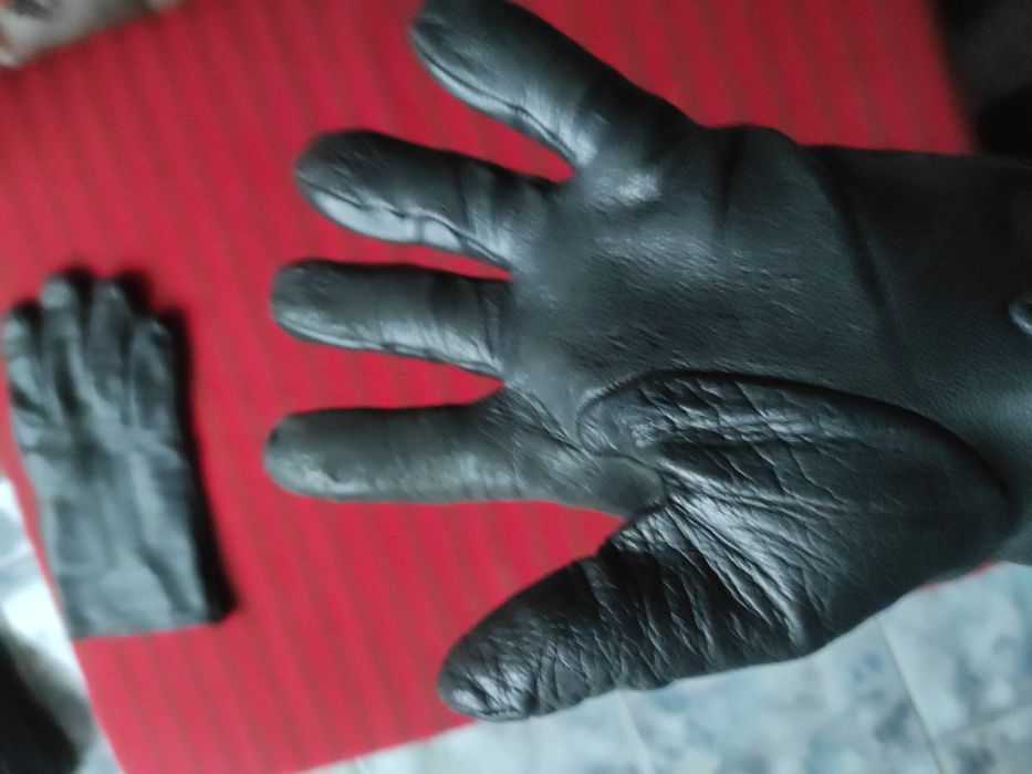 Manusi din piele 100%  pentru barbati