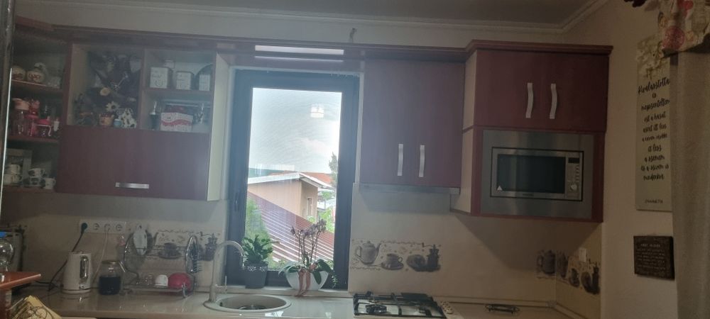 De vinzare mobilier de bucatarie