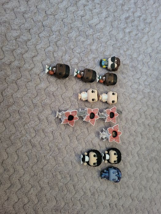 Киндер джой очень странные дела