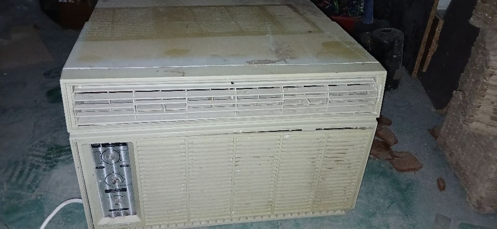 Кондиционер БК_2000 сотилади.