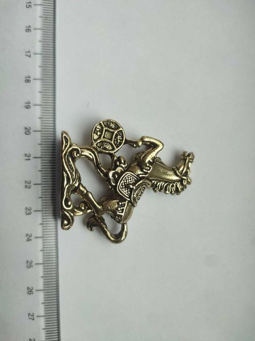 К наступающему китайскому году ЛОШАДИ - бронзовая статуэтка лошади