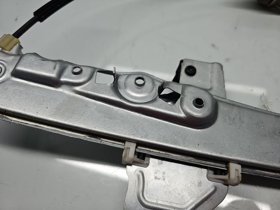 Macara manuala geam stanga spate PEUGEOT 2008 [Fabr 2013-prezent] 9673