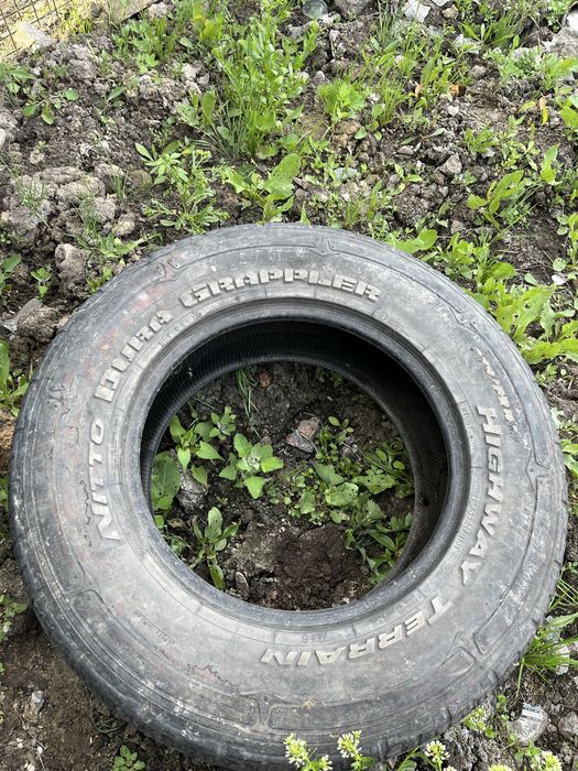 Продам резину 275/65/17