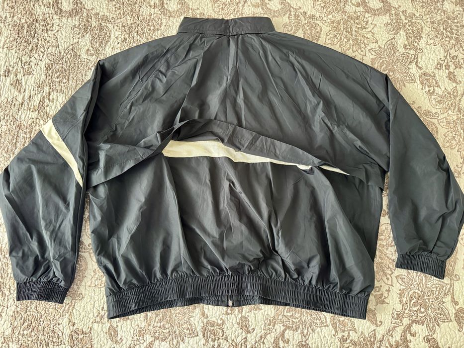 Windbreaker/Jacheta neagra fas Nike marimea XXL