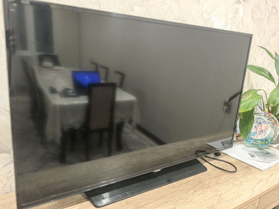 Телевизор LED экран
