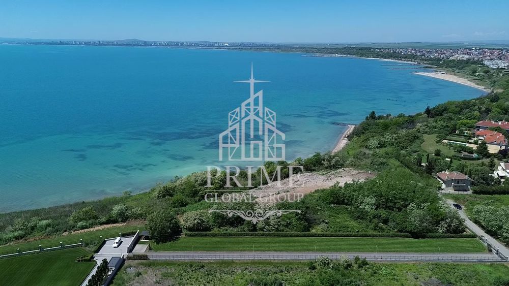 Продава се Парцел в Поморие - 8002 кв.м за 280 €/кв.м - Снимка #4