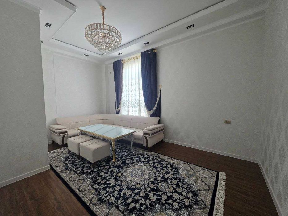 Продаётся передел в 3х комн квартира на 3 этаже Ор-р Бухара Сити