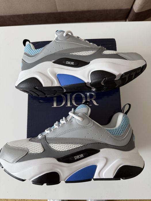 Dior B22 ‘White blue’