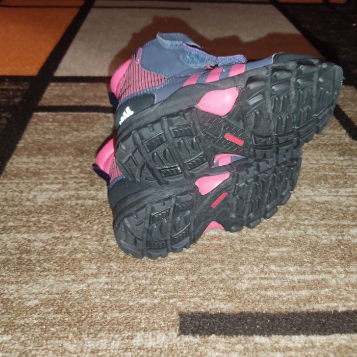 Adidas ботушки 24 номер