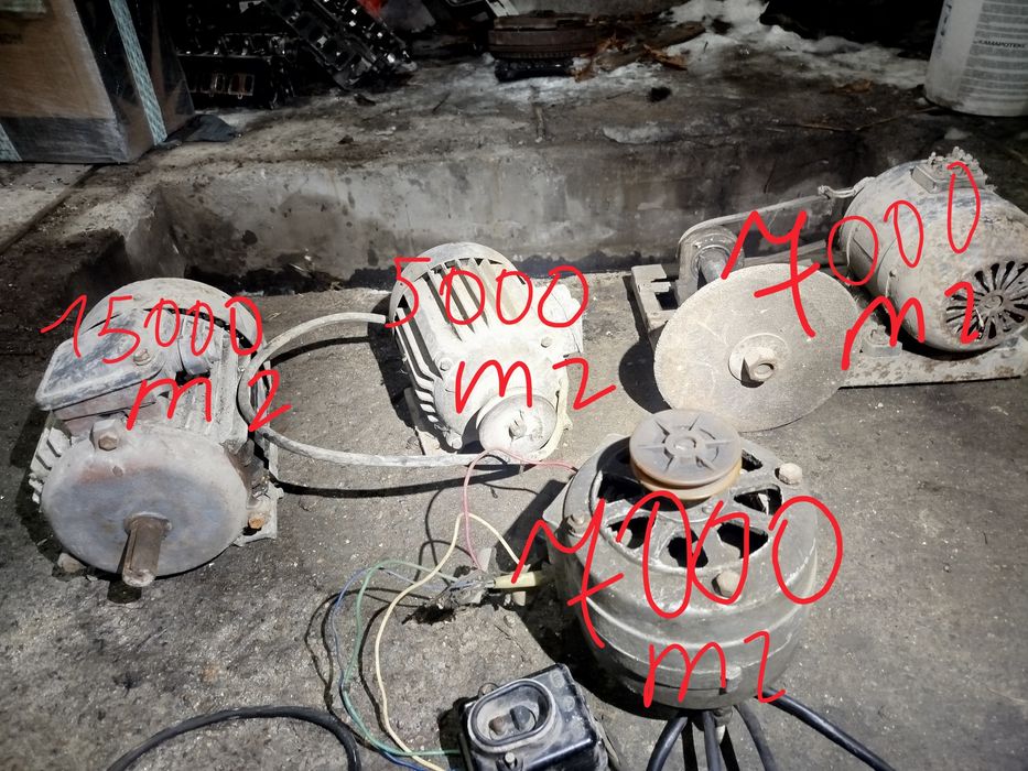 Продам электро двигатели срочно!!!