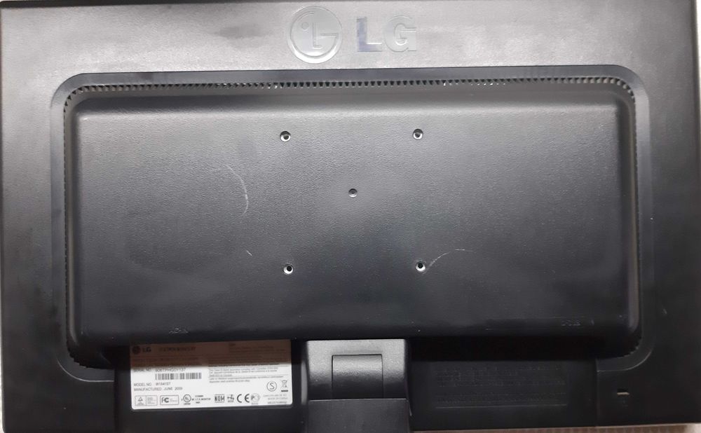 Monitor LCD 19" LG Model Flatron W1941S Wide