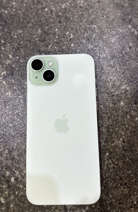 Iphone 15 Plus  с гаранция