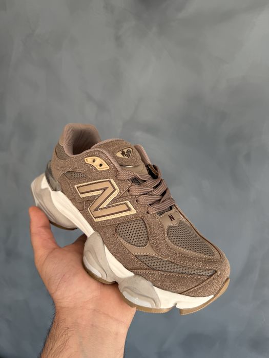Маратонки New Balance 9060 различни цветове