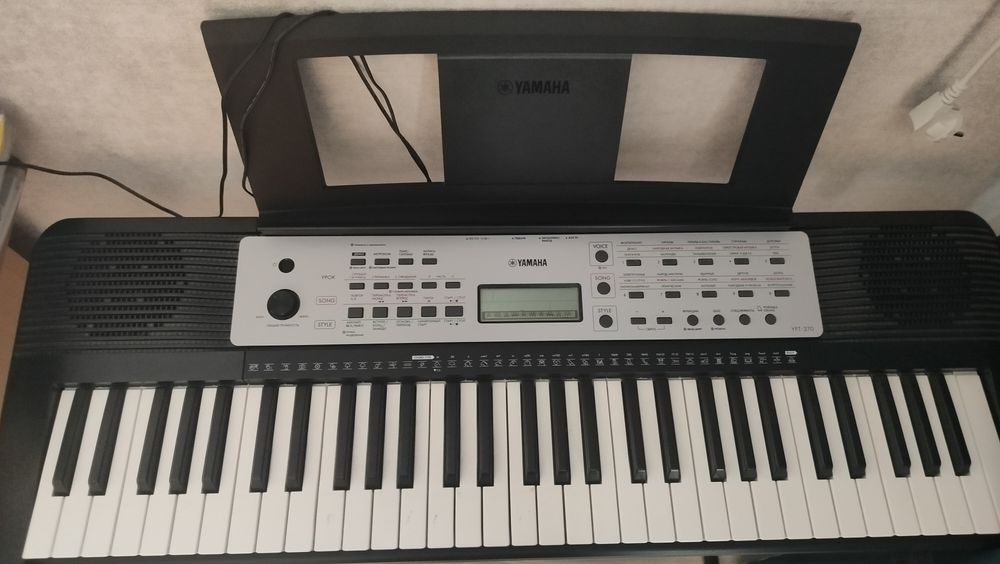 Синтезатор Yamaha YPT-270