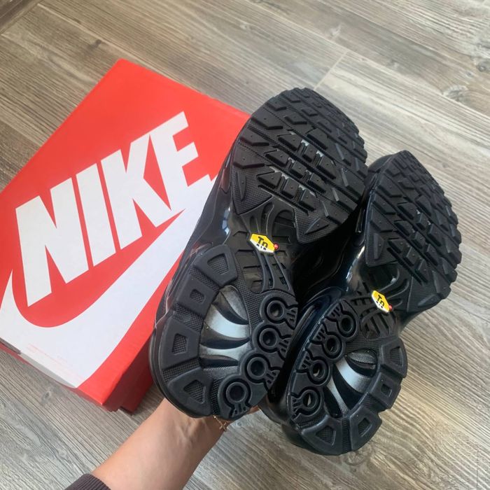 Nike Air Max Plus All Black - 40,41,42,45,46