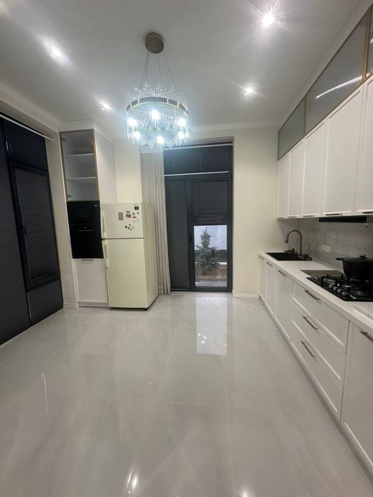 Амир Тимур махаля сдается в аренду евро ховли дом 6 комнат 3 санузла н