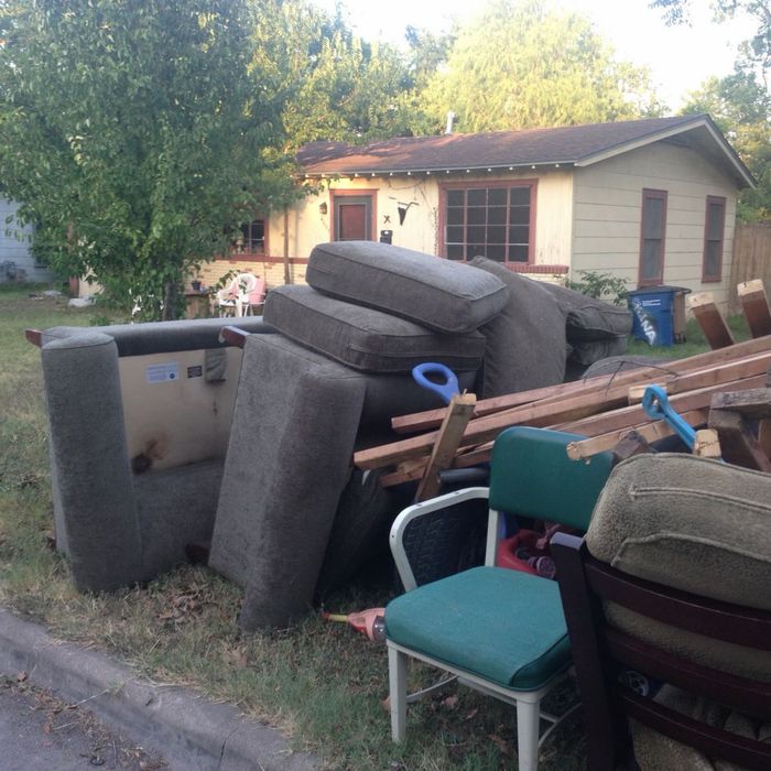 Вывоз мусора, Быстро приедем Всё вынесем Всё уберём