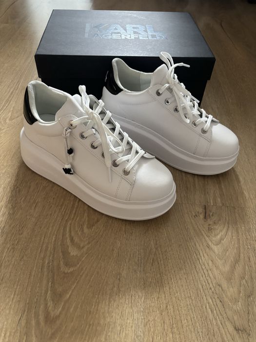 Обувки Karl Lagerfeld