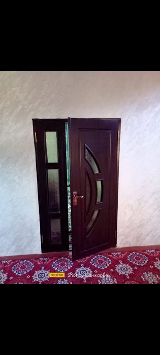 Mdf Eshiklar sotiladi holati yaxshi  4dona hamma narsasi bor narxi 2 5