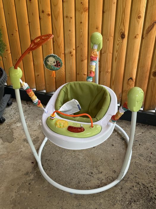 Centru activitati cu jumper bebe