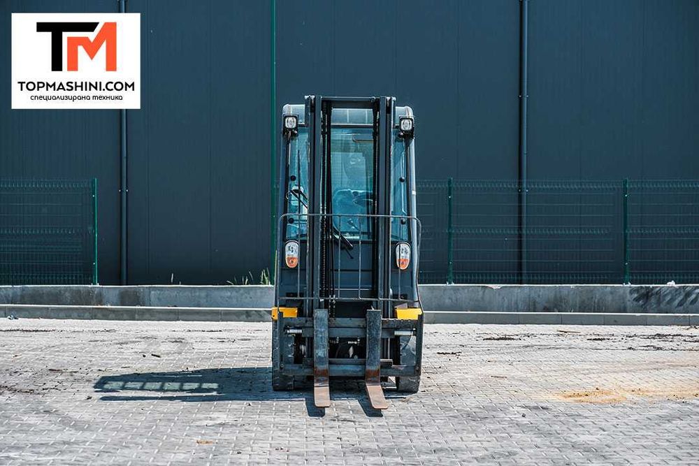 Газокар Jungheinrich TFG320