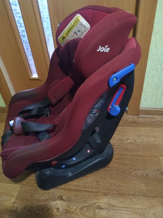 Продам кресло детское автомобильное