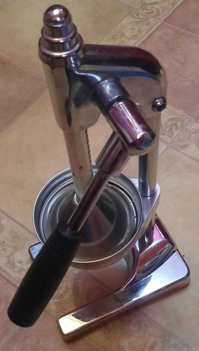 Соковыжималка ручная Juicer