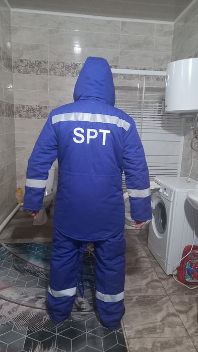 Продам зимный  спец одежда  21500т