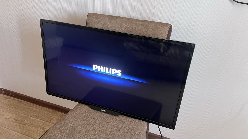 Телевизор Philips 32”
