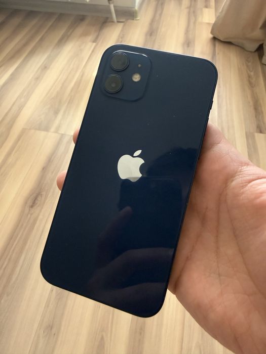 Iphone 12 в отличном состоянии ю