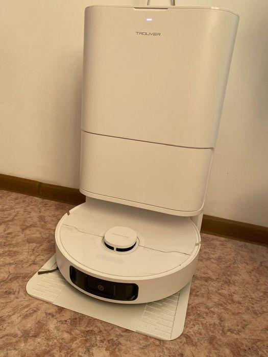 Робот пылесос Trouver