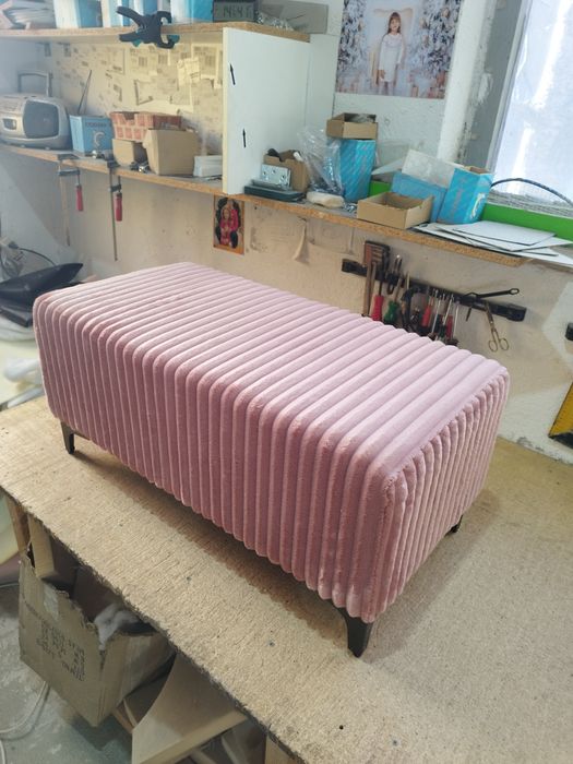 Уникална табуретка