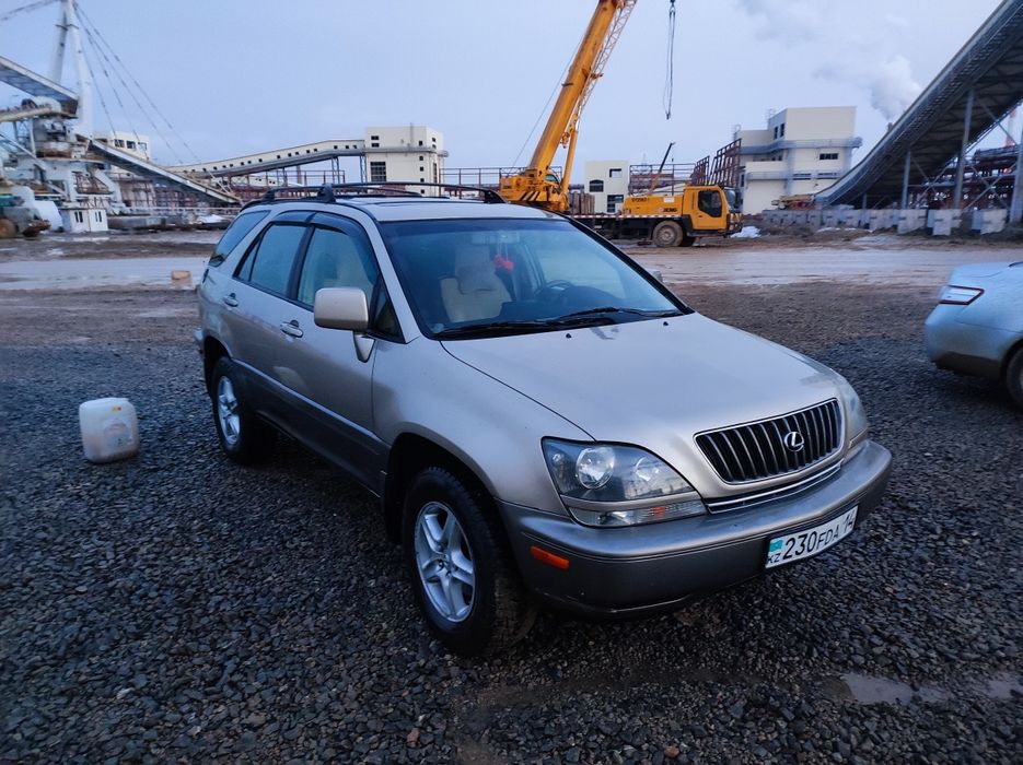 Продам Лексус, Кроссовер, Автомобиль