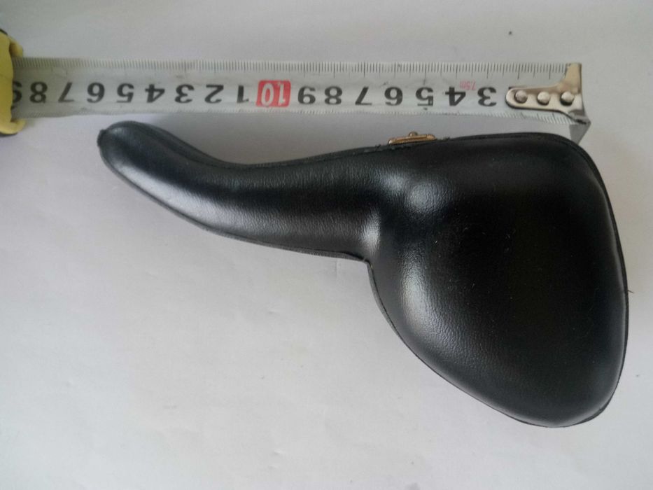 Стилно и красиво ,колекционерско предложение.