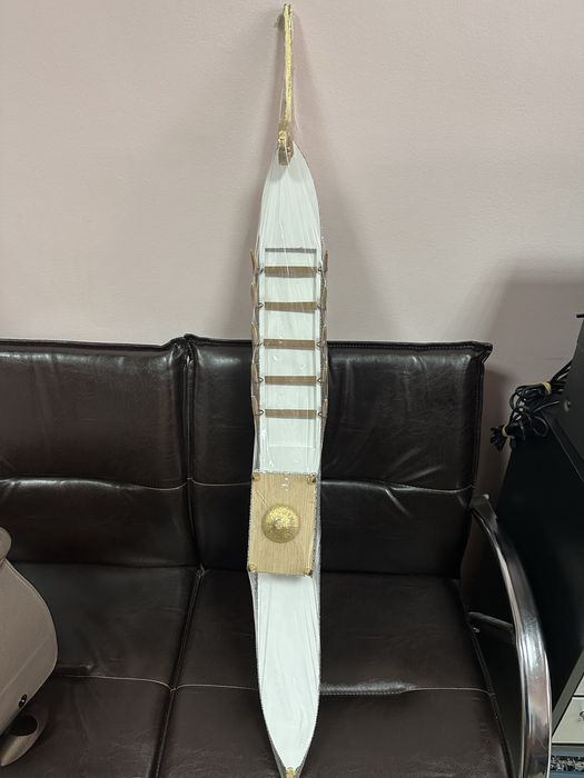 Макет на Лодка  от масивно дърво //Чемшир /